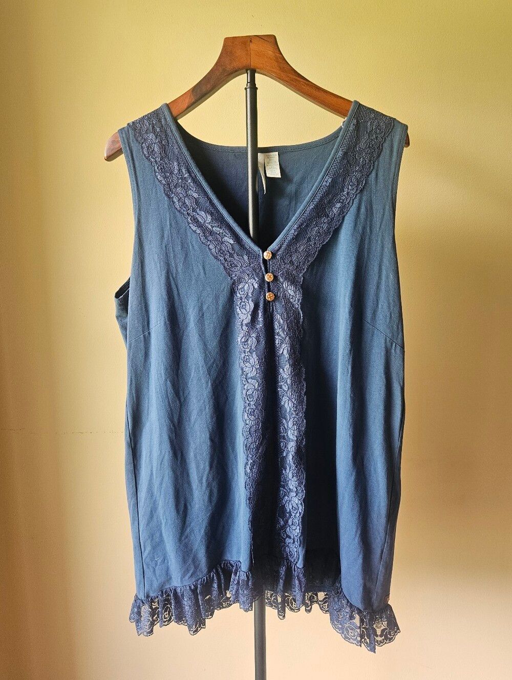 Paint By Numbers Sleeveless Lace-Trim V-Neck Tank Top - Blue Size XL